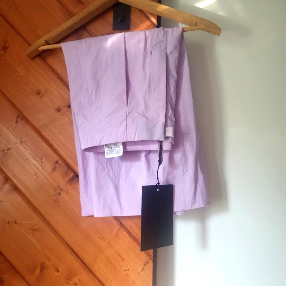 Arc'teryx Veilance Logen Short NWT size 4